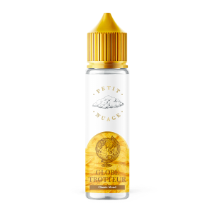 Petit Nuage Globe Trotteur e-liquide 50 ml, flacon seul sur fond blanc